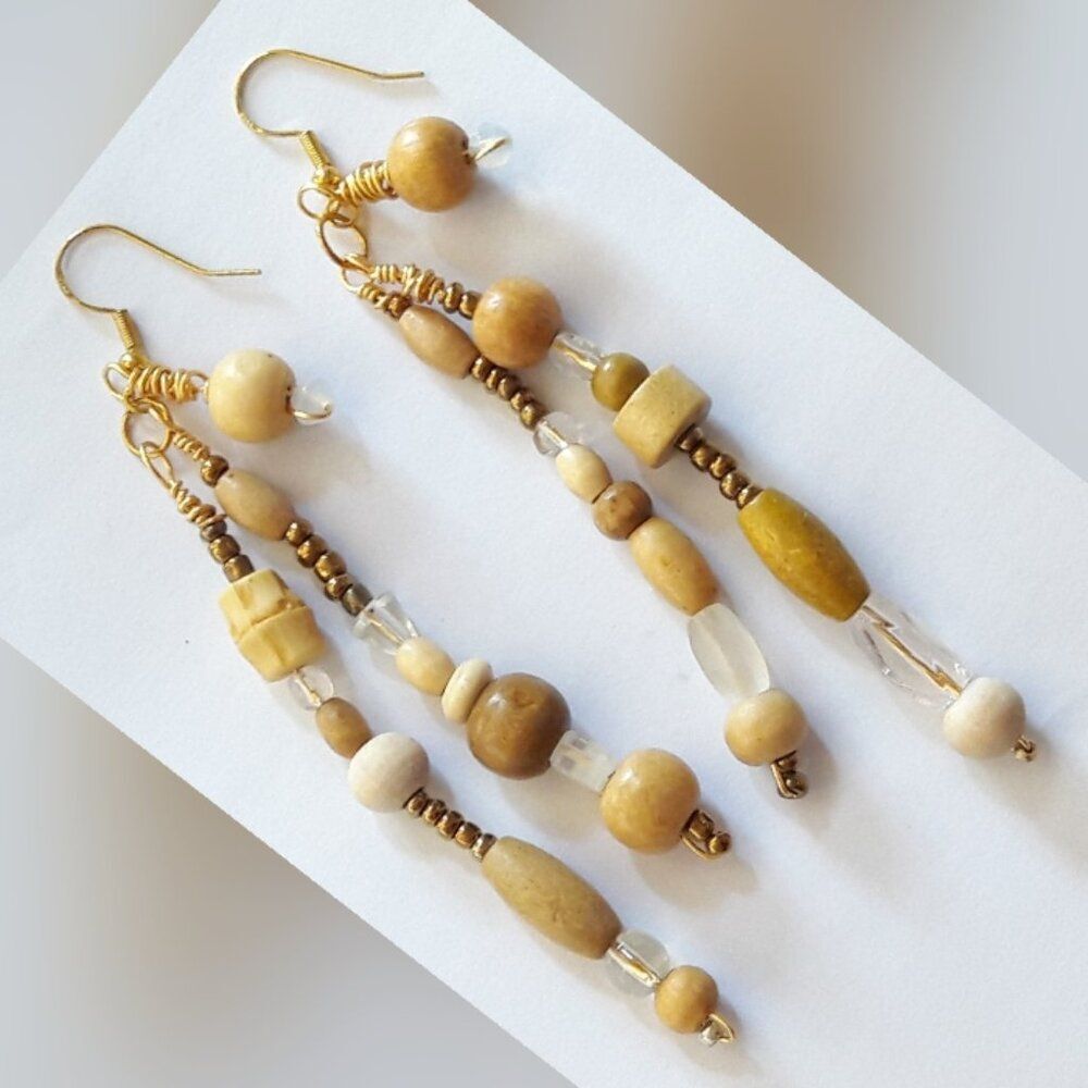 Beige Wood Antique Gold Hooks Hidden Meaning earrings Mystic Outlands , Na  423■
